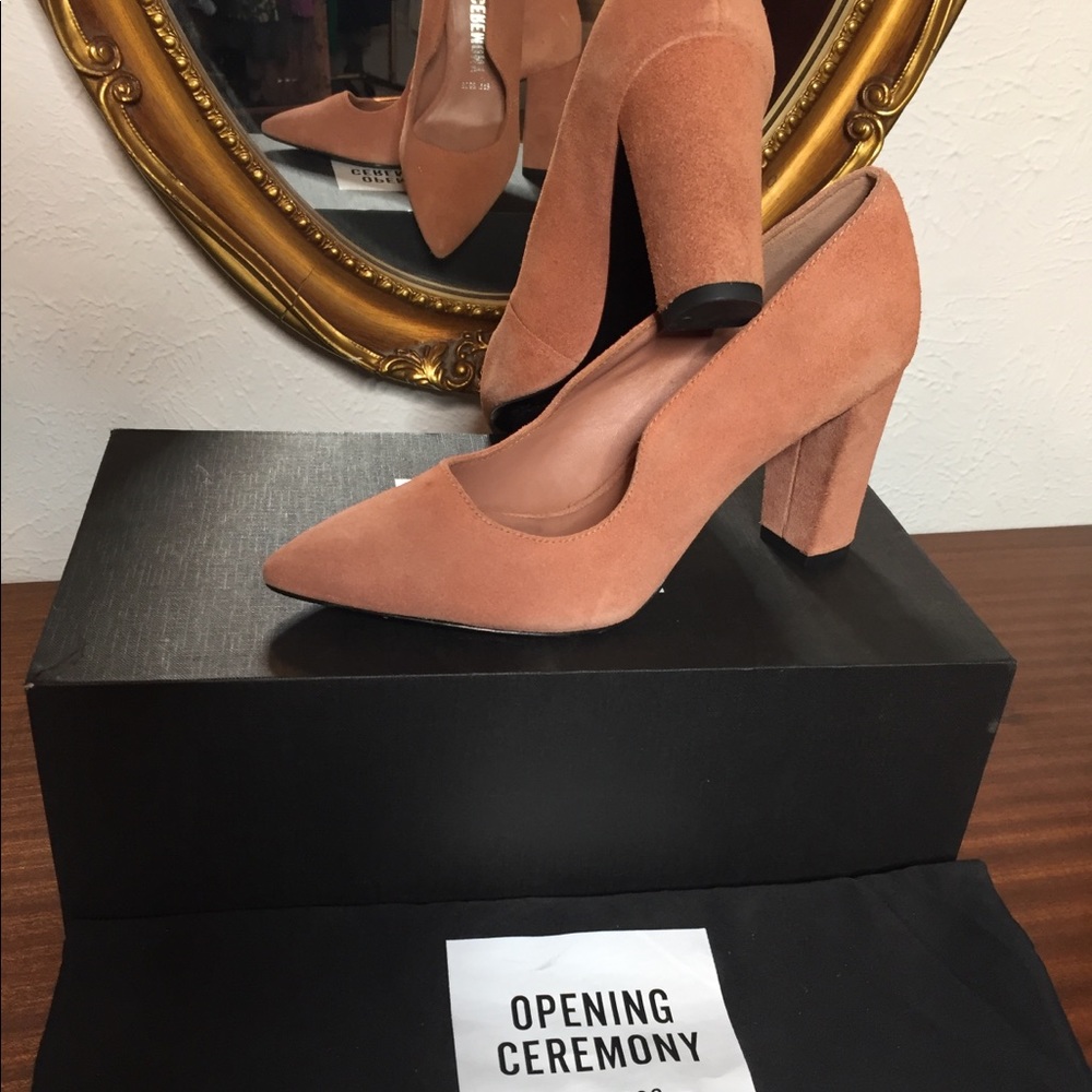 Beautiful ‘Opening Ceremony’ Tan Velvet Pumps